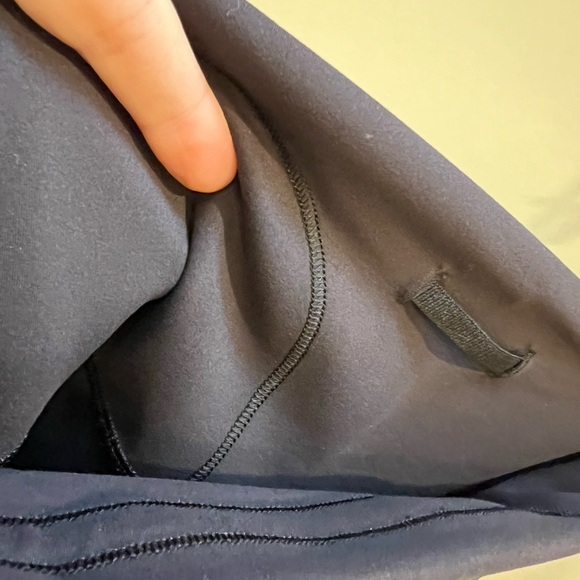 Lululemon align black leggings size 4 28” - Picture 9 of 10